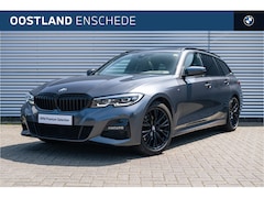 BMW 3-serie Touring - 320i High Executive M Sport Automaat / Panoramadak / Sportstoelen / LED / M Sportonderstel