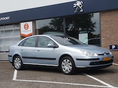 Citroën C5 - 1.8 16V Ligne Prestige Climate control | Parkeersensoren achter | Radio & CD-speler | 1e E