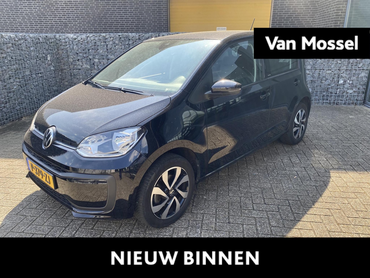 Volkswagen Up! - 1.0 Active 65 PK | Camera | Cruise Control | Parkeersensoren | Airco | Telefoonhouder | DA - AutoWereld.nl