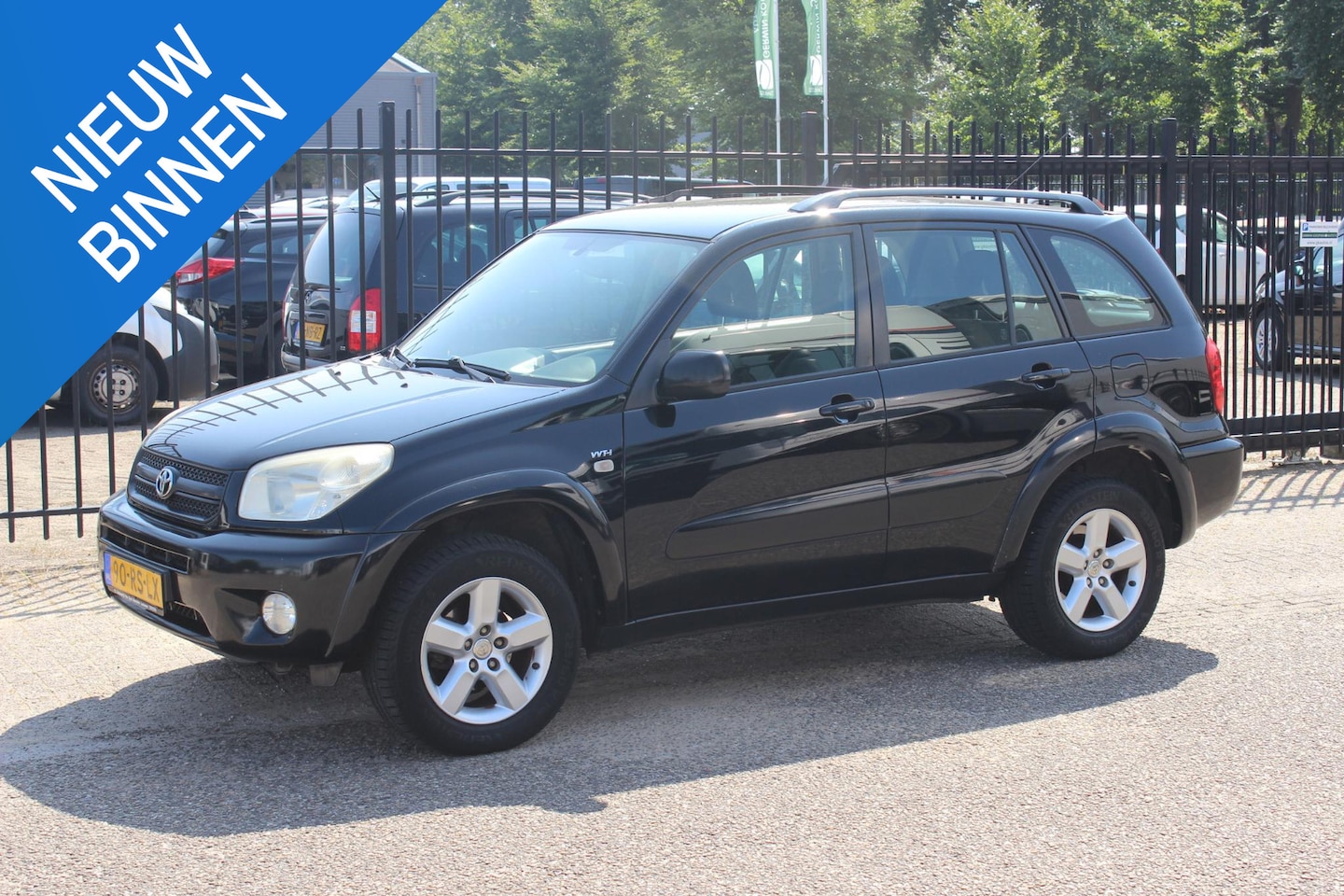Toyota RAV4 - 2.0-16V 4WD Automaat VVT-i Sol - AutoWereld.nl