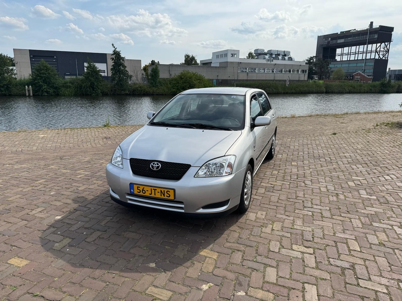 Toyota Corolla - 1.4 VVT-i Linea Terra 1.4 VVT-i Linea Terra - AutoWereld.nl