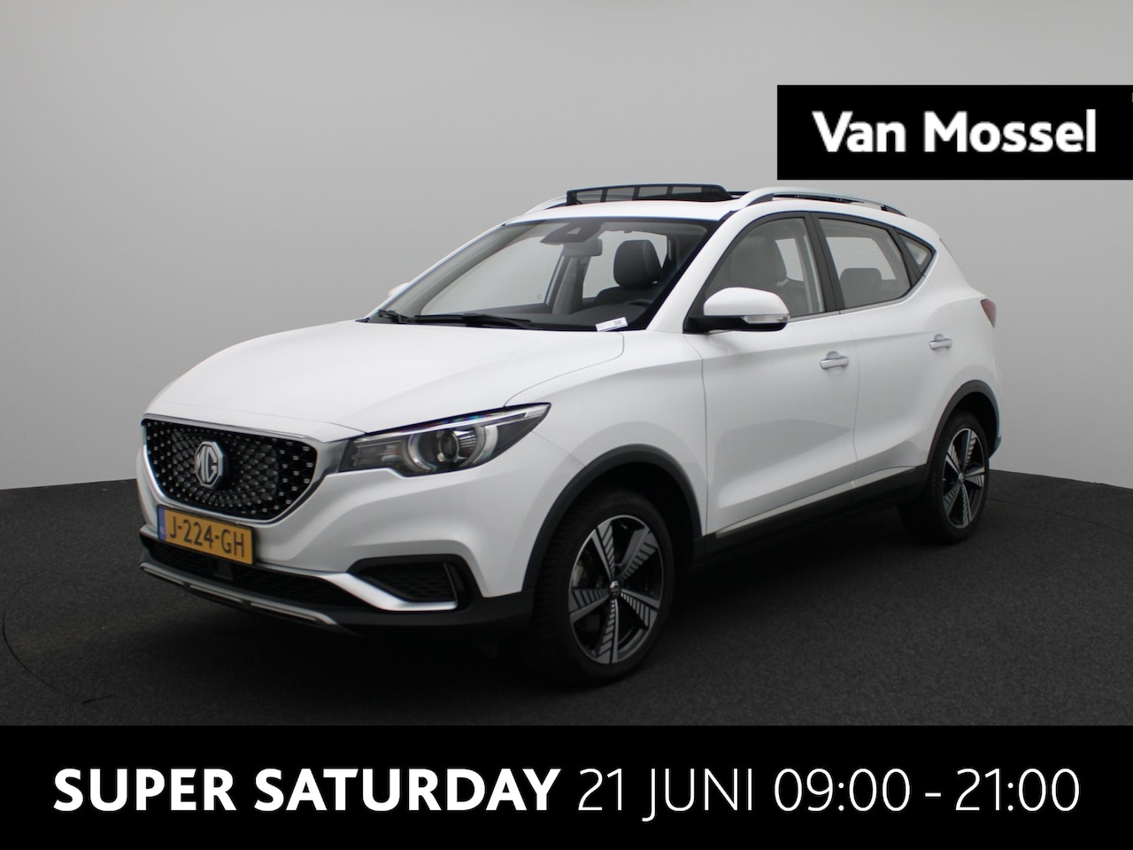 MG ZS - Luxury 45 kWh MG ZS EV Luxury 45 kWh | Leder | Navi | Panoramadak | Camera | Apple CarPlay - AutoWereld.nl