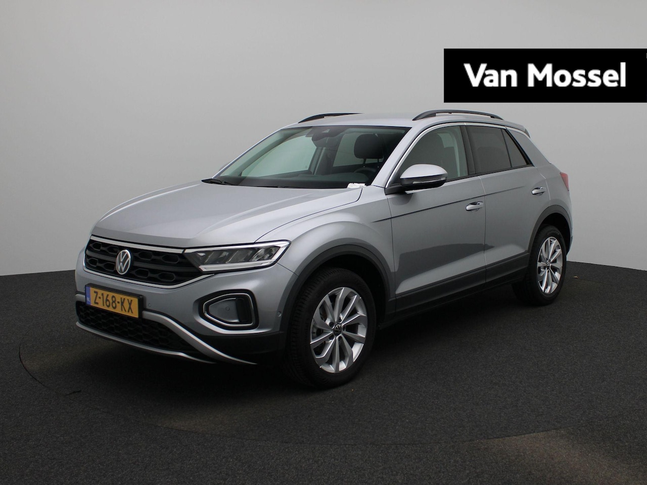 Volkswagen T-Roc - 1.0 TSI Life 110 PK | Climatronic | Achteruitrijcamera | Parkeersensoren | Apple carplay | - AutoWereld.nl