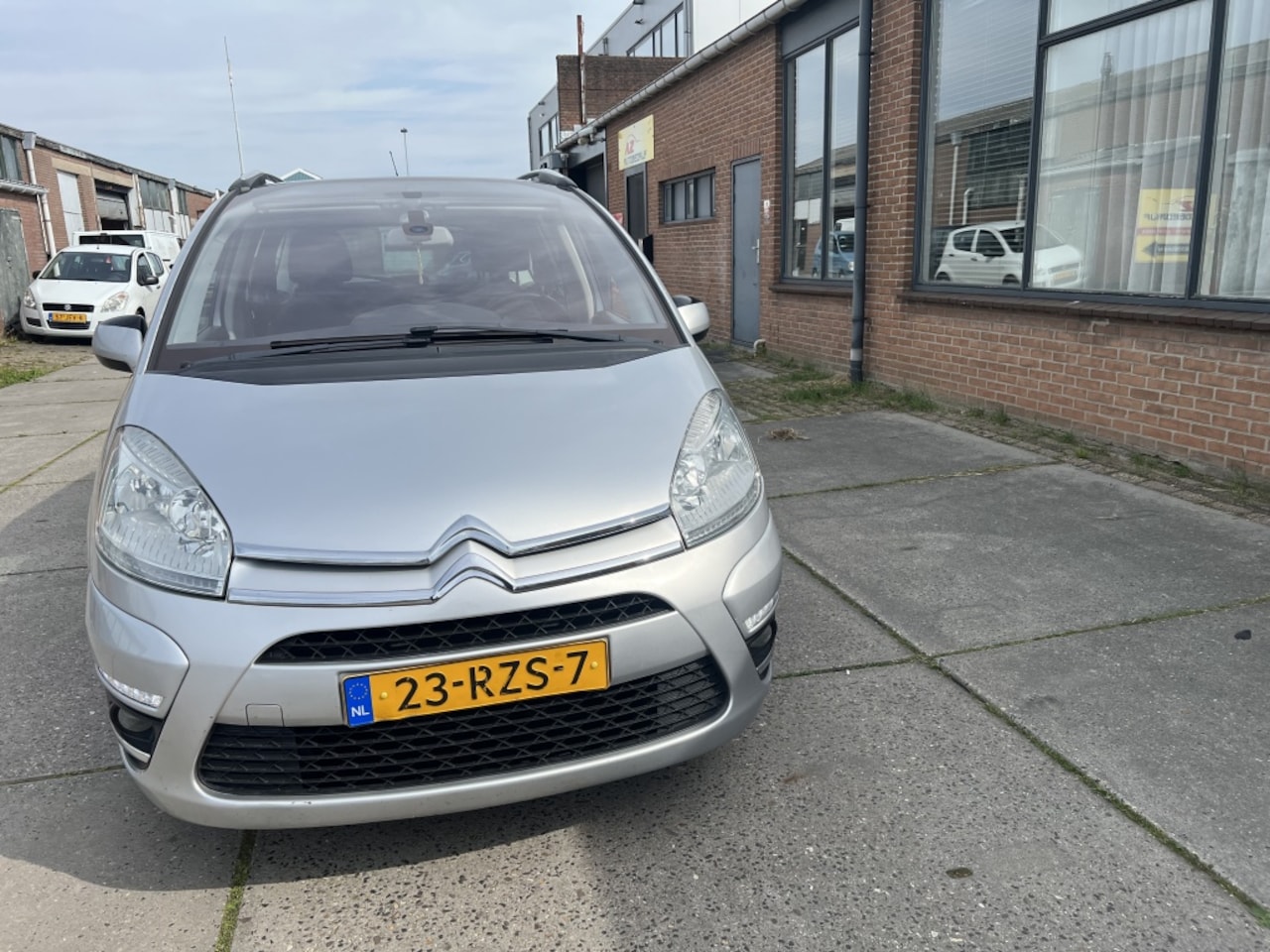 Citroën Grand C4 Picasso - 1.6 VTi Selection 7p 1.6 VTi Selection 7p - AutoWereld.nl