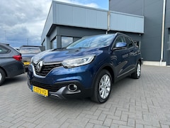 Renault Kadjar - 1.2TCe Intens met trekhaak, navigatie, cruise control, airco
