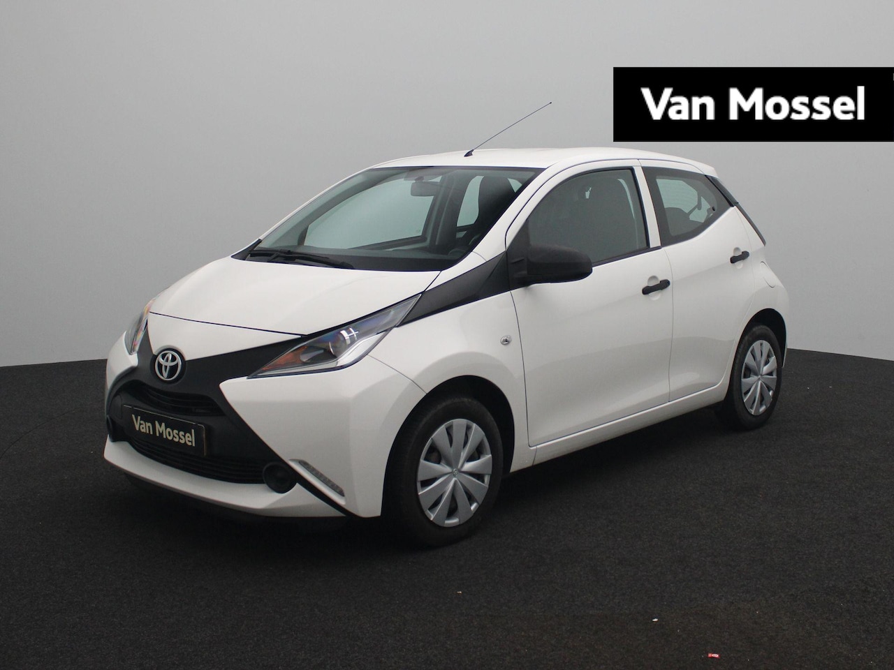 Toyota Aygo - 1.0 VVT-i x-now 1.0 VVT-i x-now - AutoWereld.nl