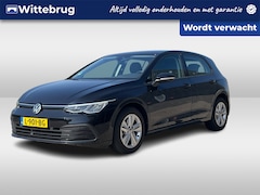 Volkswagen Golf - 1.5 TSI Life / Navigatie / App connect / Trekhaak / Camera / Parkeersensoren V+A /