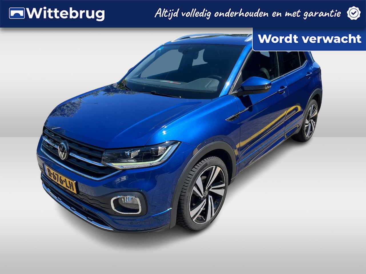 Volkswagen T-Cross - 1.5 TSI 150pk DSG R-Line / Digitaal dashboard / Camera / Navigatie / Parkeersensoren V+A / - AutoWereld.nl