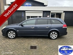 Opel Vectra Wagon - 2.2-16V Executive