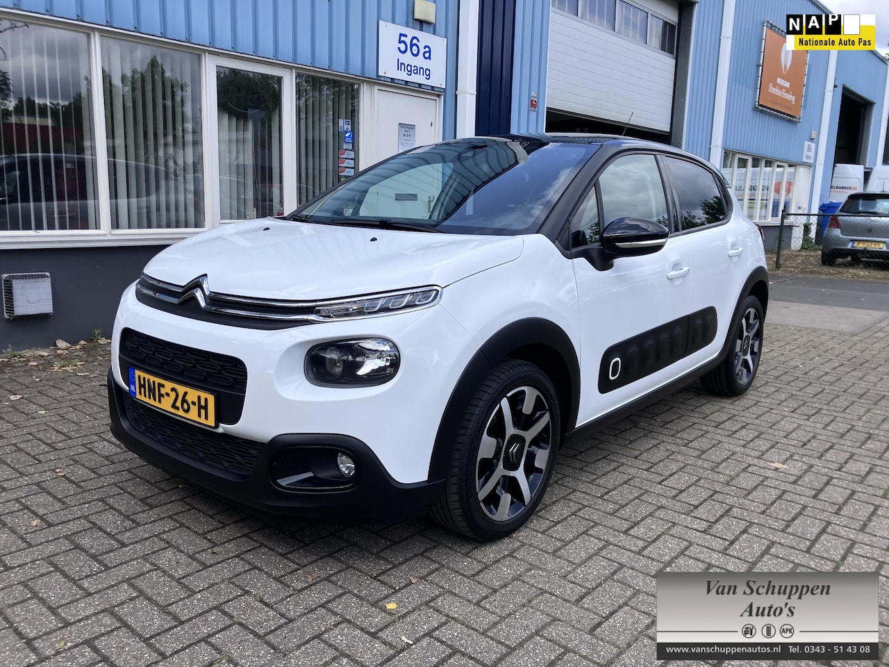 Citroën C3 - 1.2 PureTech S&S Shine Pano Navi-carplay Pdc - AutoWereld.nl