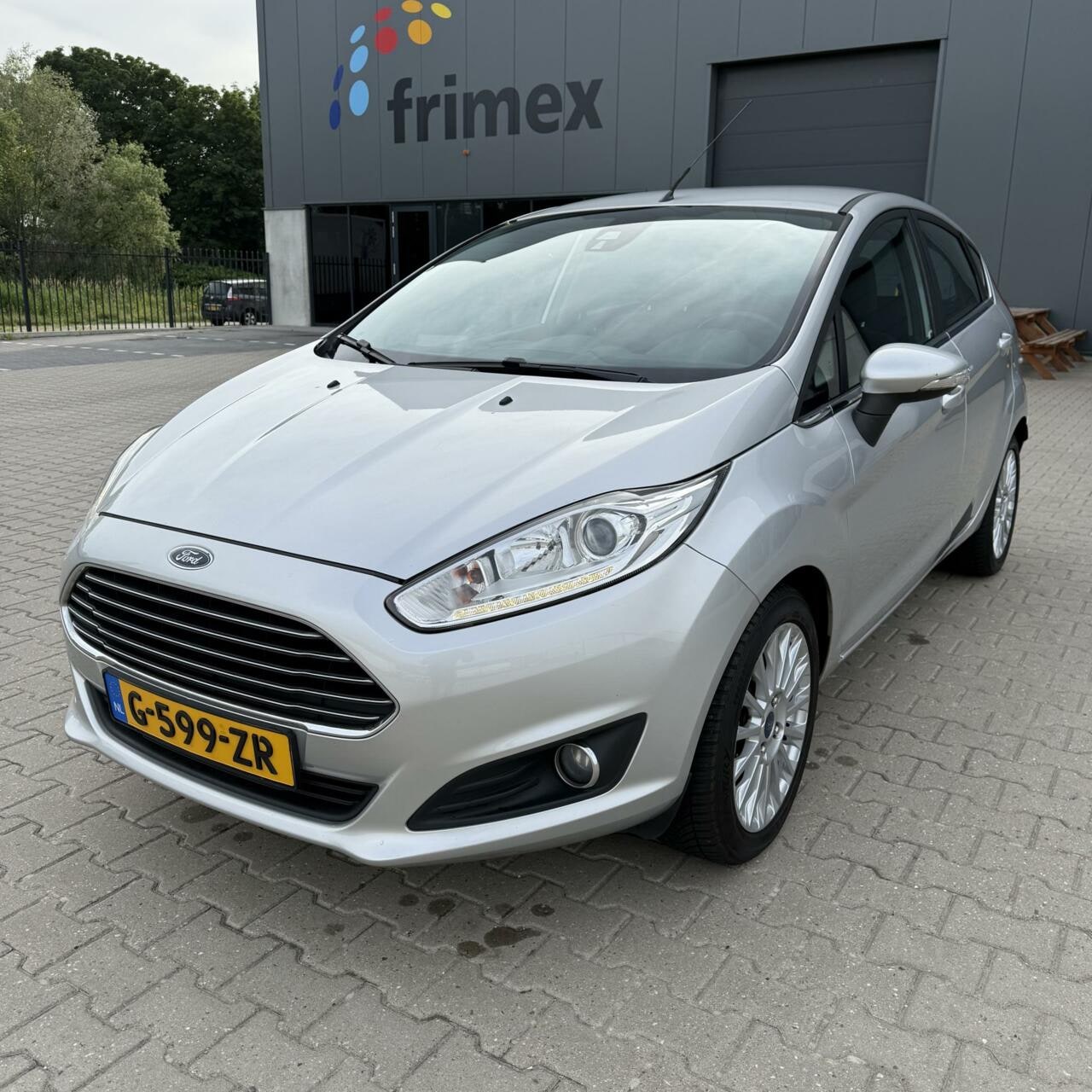 Ford Fiesta - 1.0 2012 Titanium | Stoelverwarming | NW APK ! - AutoWereld.nl