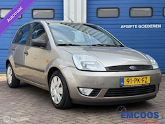 Ford Fiesta - 1.6-16V Trend * Automaat * Airco * 5 Deurs
