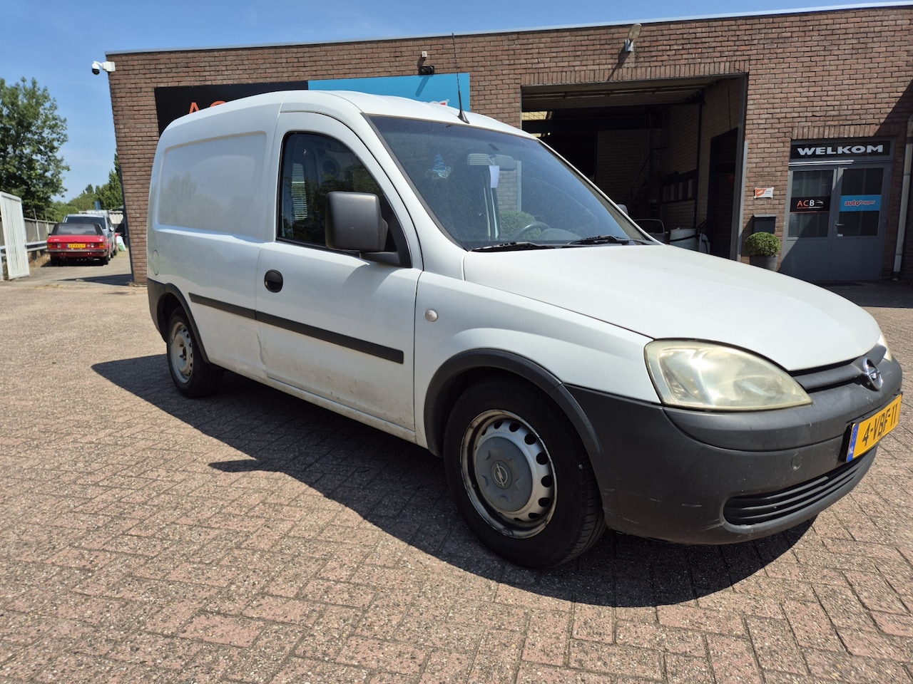 Opel Combo - 1.3 CDTi Base Zo weg, motor pluimt, geen garantie! - AutoWereld.nl