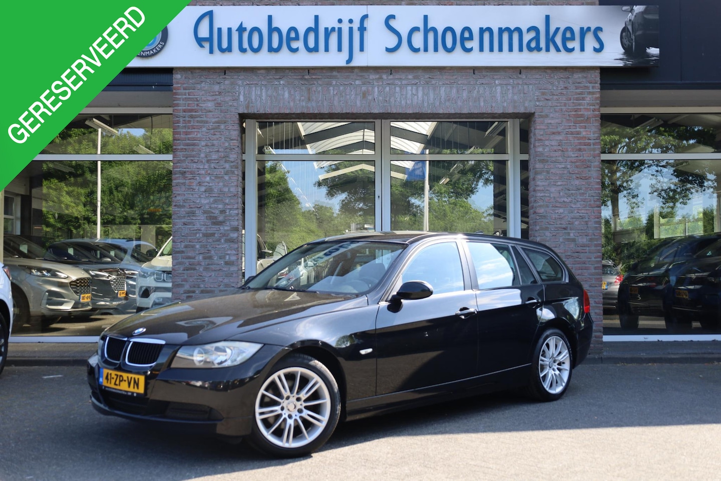 BMW 3-serie Touring - 318i Business Line LEER CRUISE STOELVERWARMING 17"LMV NAP PDC CLIMA - AutoWereld.nl