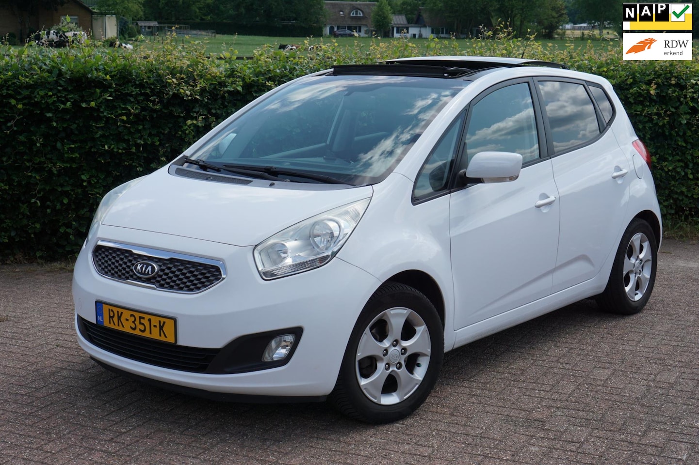 Kia Venga - 1.6 CVVT X-ecutive|Historie|Automaat|Schuif.Dak|PDC - AutoWereld.nl
