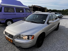 Volvo S60 - 2.4 Kinetic Chrono