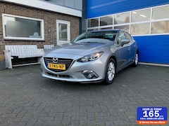 Mazda 3 - 3 2.0 Skylease ful map navi stoelverwarming, PDC