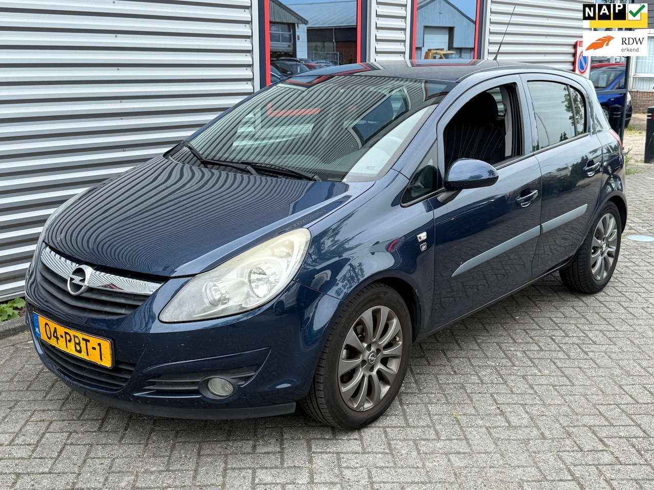 Opel Corsa - 1.2-16V '111' Edition Airco 5 Deurs - AutoWereld.nl