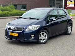 Toyota Auris - 1.8 Full Hybrid Aspiration/RIJKLAAR/VOL ONDERHOUD/4 NIEUW BANDEN/APK