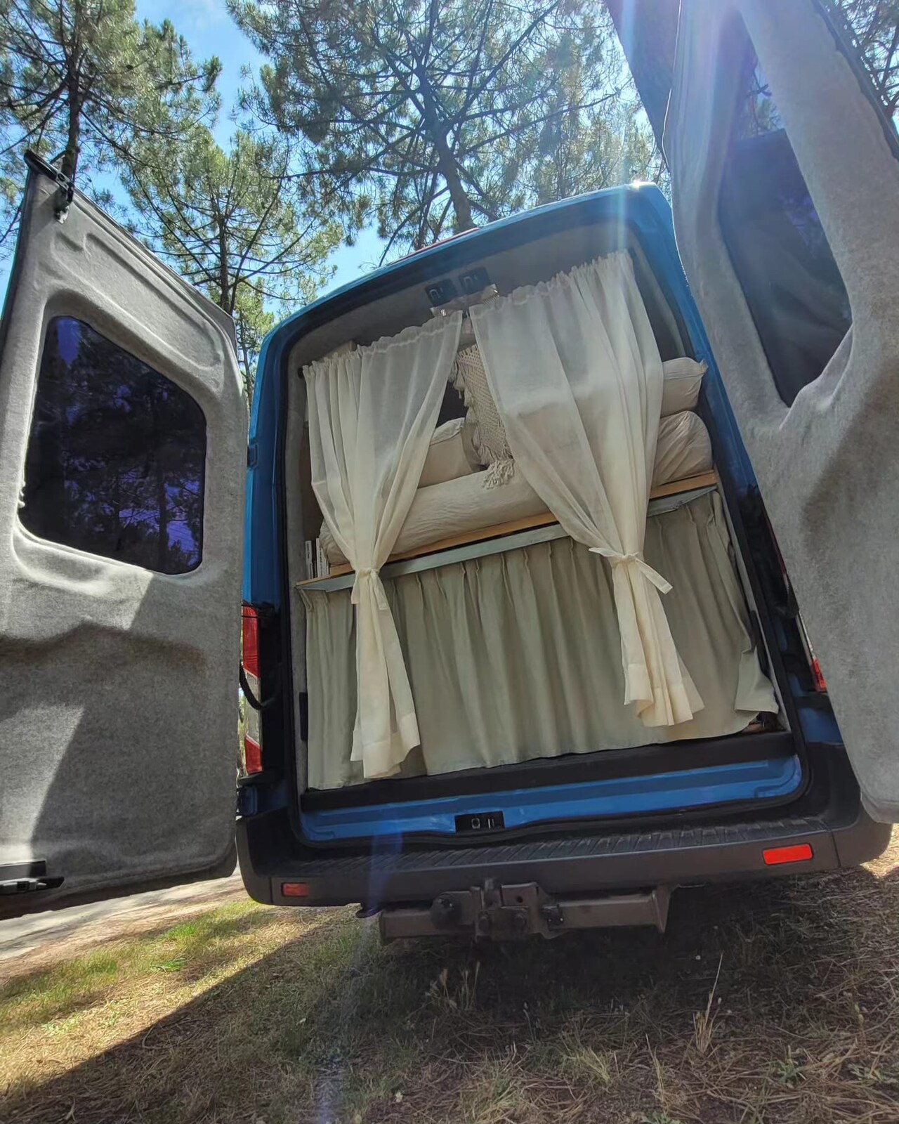 Ford Transit - 2L diesel L4H3 ZELFBOUWCAMPER - AutoWereld.nl