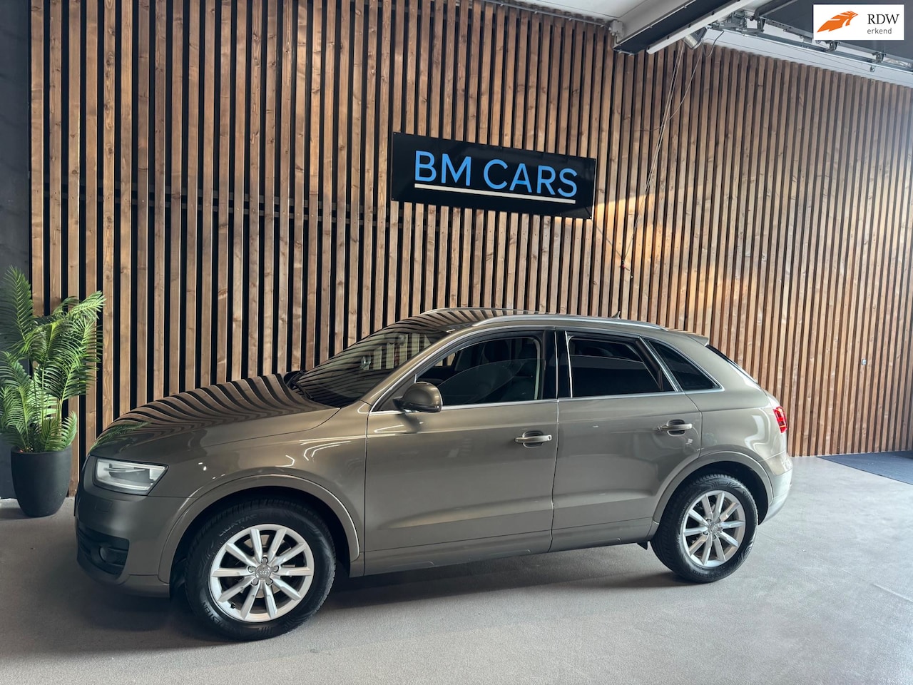 Audi Q3 - 2.0 TFSI quattro Pro Line S 2.0 TFSI quattro Pro Line S Navi,Trekhaak, LED - AutoWereld.nl