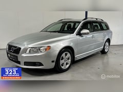 Volvo V70 - 2.5FT Momentum 230PK / AUTOMAAT / YOUNGTIMER
