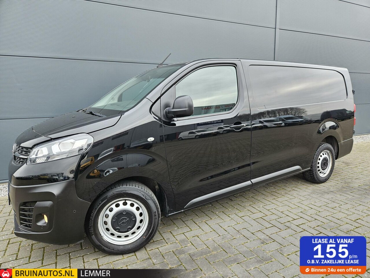 Opel Vivaro - 2.0 CDTI L3H1 Navi Leer 3-pers Luxe 123 Pk - AutoWereld.nl