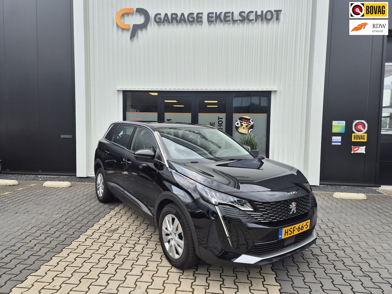 Peugeot 5008 - 1.2 PureTech 7persoon Automaat - AutoWereld.nl