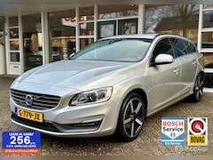 Volvo V60 - 1.6 T3 Summum Xenon, Navi, Bluetooth, Pdc, LM