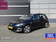 Volkswagen e-Golf - 35.8 kWh met Warmtepomp achteruitrijcamera