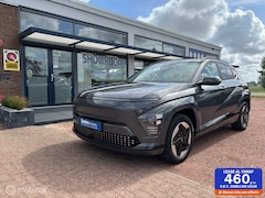 Hyundai Kona Electric - Comfort Smart 65.4 kWh | Warmtepomp | Trekhaak | Stoel + stuur verwarm