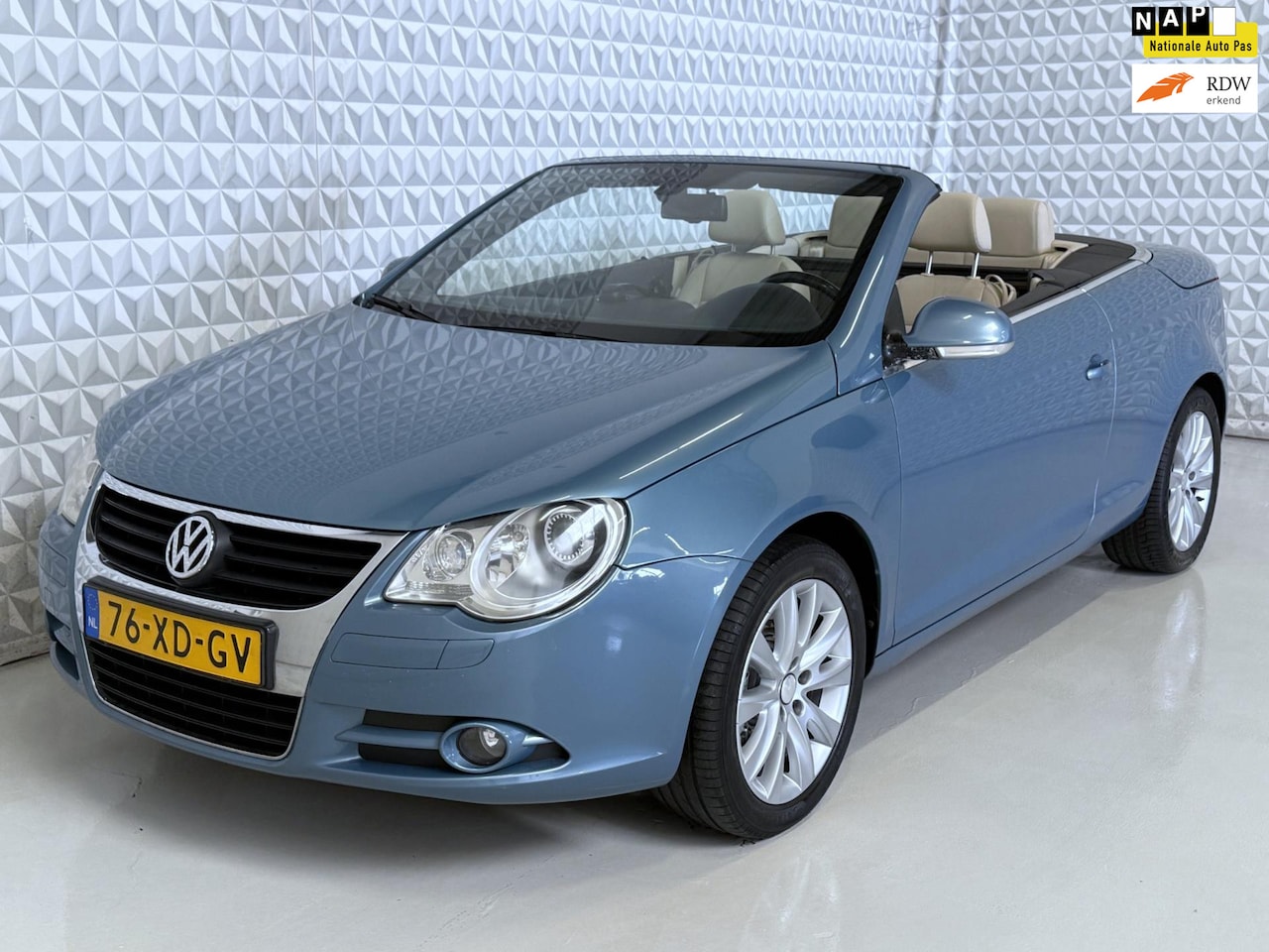 Volkswagen Eos - 2.0 T-FSI AUTOMAAT / Dealer onderhouden! (2007) - AutoWereld.nl
