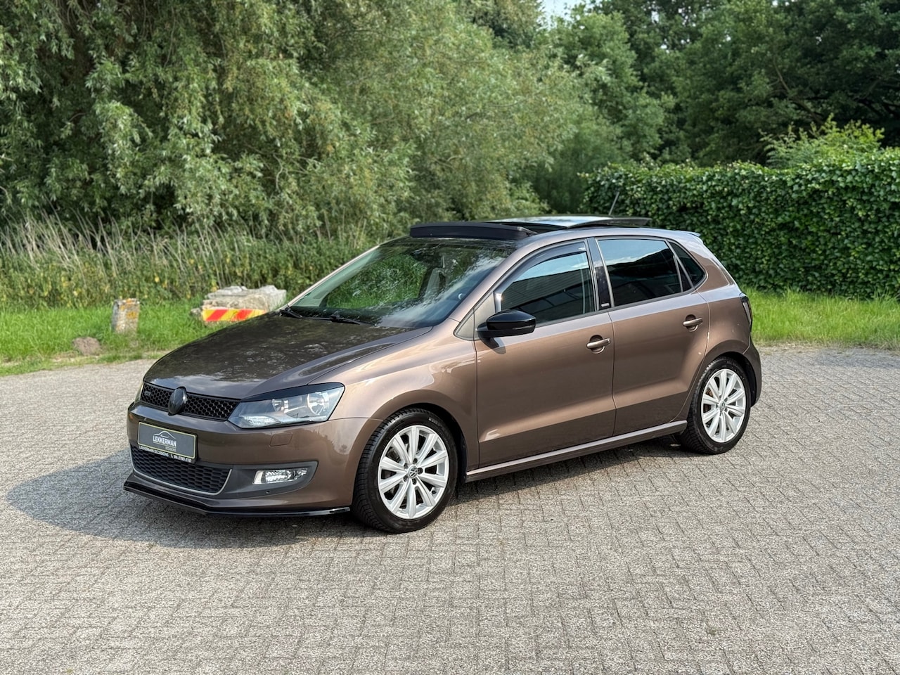 Volkswagen Polo - 1.4-16V Highline PANO I R-LINE I RIEM V.V I LEUKE AUTO - AutoWereld.nl