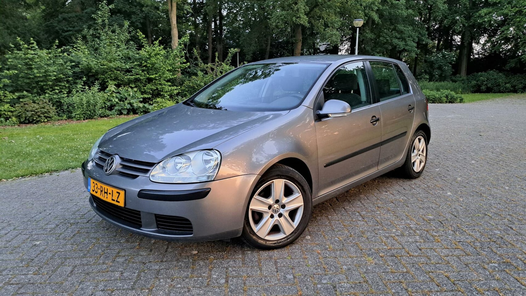 Volkswagen Golf - 1.6 FSI Trendline 5drs CRUISE CV NW APK! - AutoWereld.nl