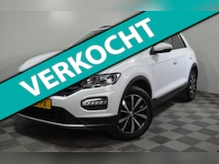 Volkswagen T-Roc - 1.0 TSI Sport / Navi./ Pdc / Trekhaak / Stoelverw. / Carplay / Adap. Cruise