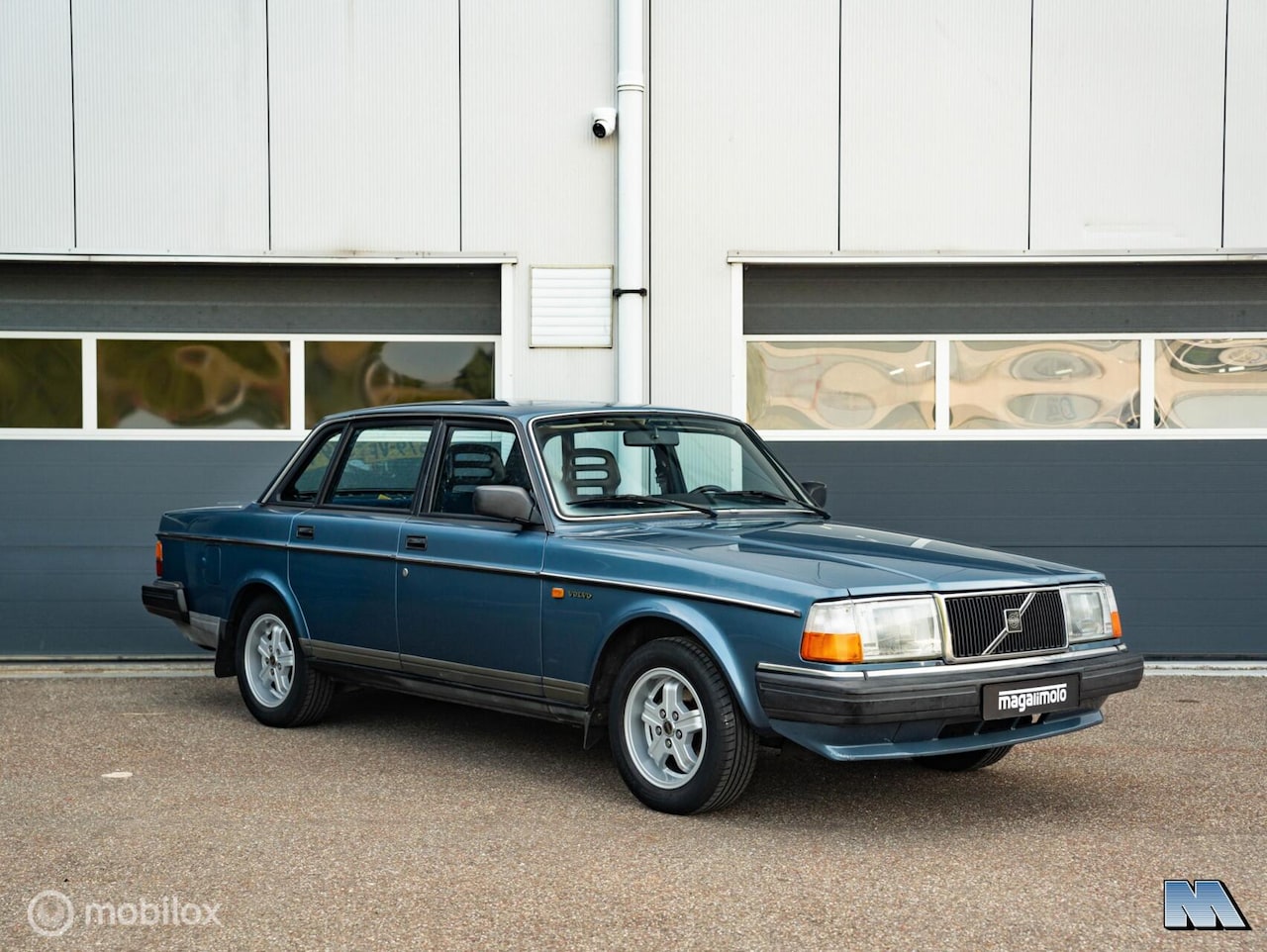 Volvo 240 - 2.3 GL AUT 1987 l |Weinig kilometers l Zeer netjes - AutoWereld.nl