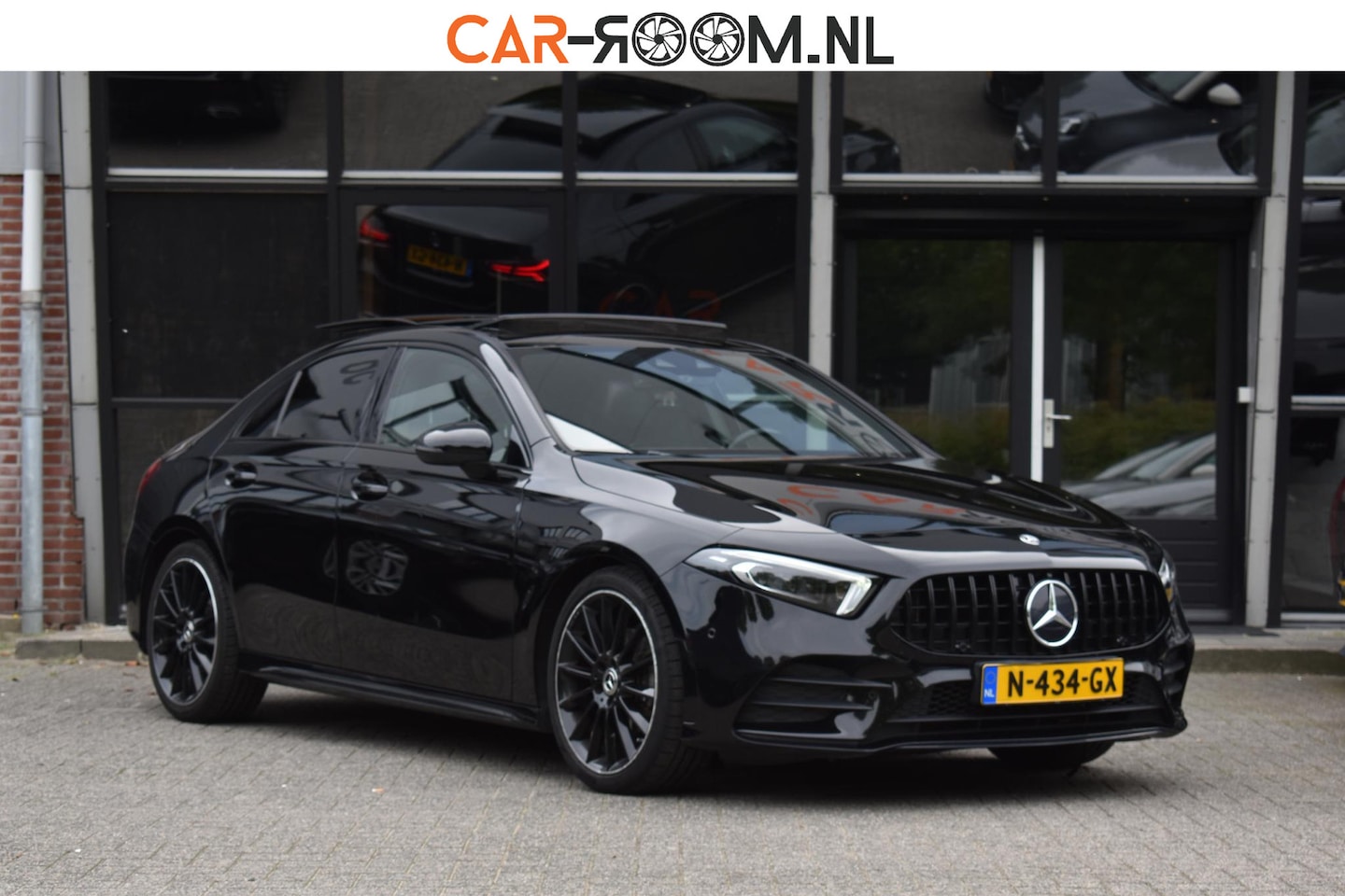 Mercedes-Benz A-klasse - 200 Business Solution AMG Pano Multibeam Sfeer Memory - AutoWereld.nl