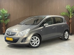 Opel Corsa - 1.4-16V Cosmo
