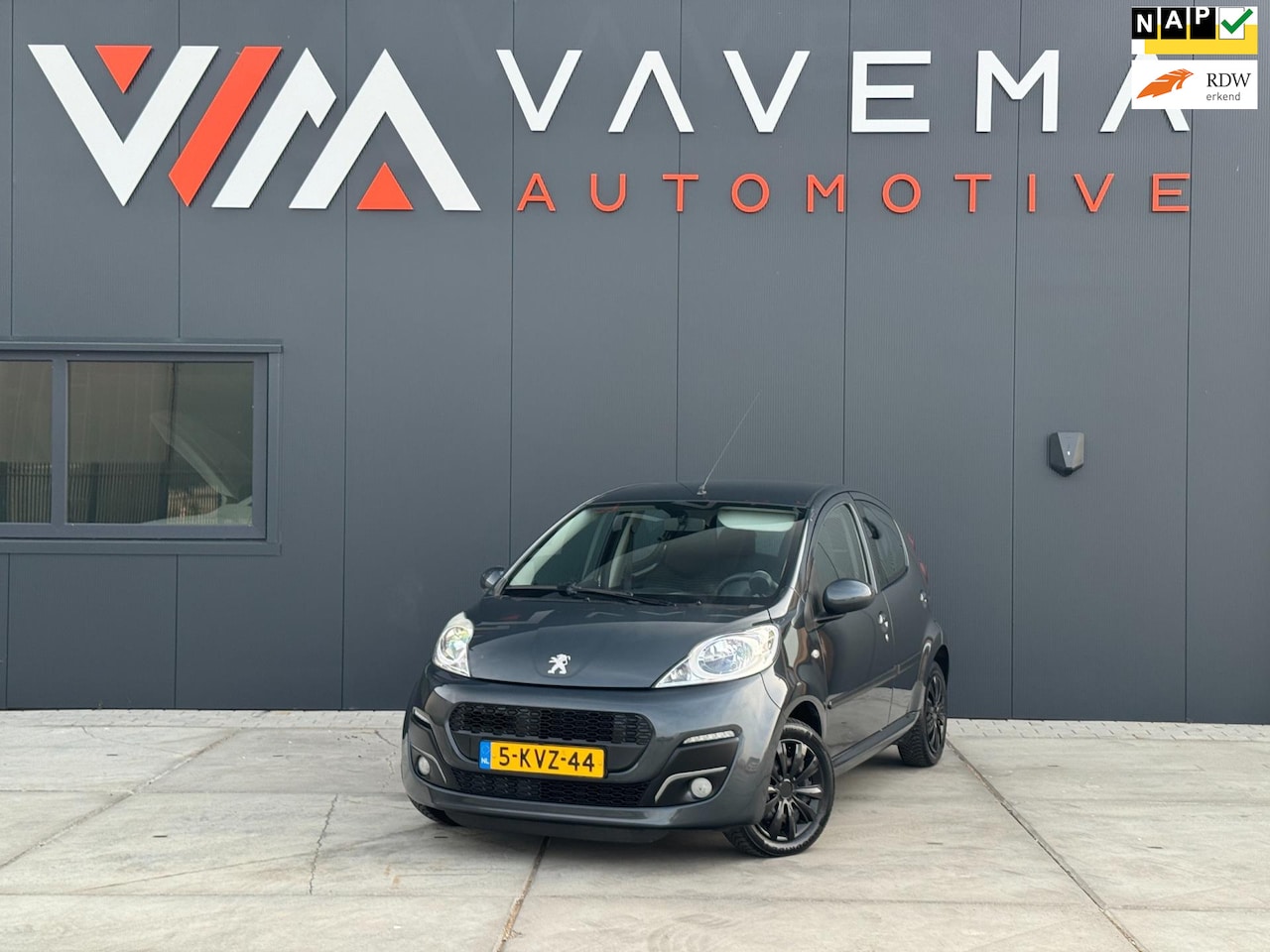 Peugeot 107 - 1.0 Active 2013 5 Deurs Airco Bluetooth toerenteller - AutoWereld.nl