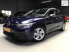 Volkswagen Golf - 1.0 eTSI Life Business I 12Mnd Garantie I DSG I Navi I Clima I Cruise I Sfeerverl. I Camer