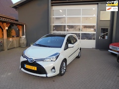 Toyota Yaris - 1.5 Hybrid Dynamic, panoramadak, trekhaak