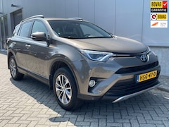 Toyota RAV4 - 2.5 Hybrid Dynamic / Navigatie / stoelverwarming
