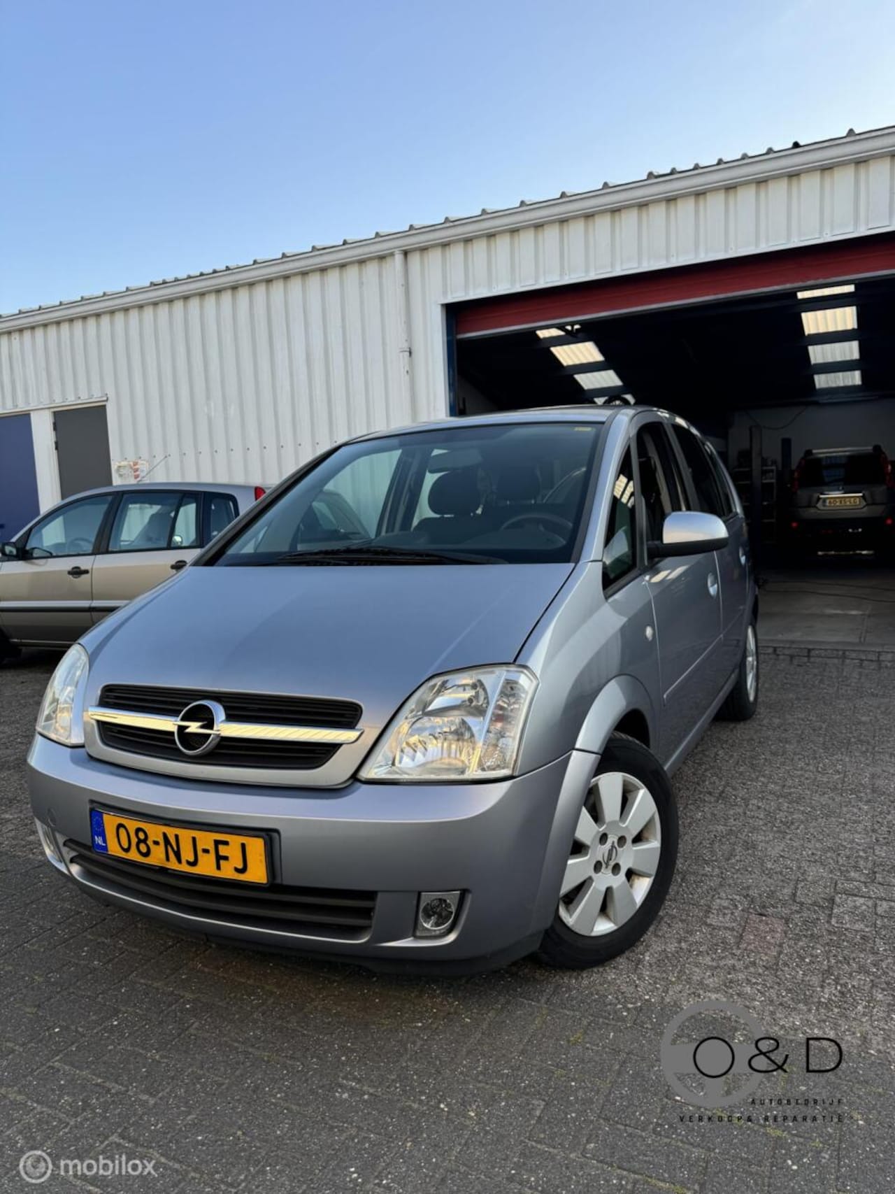 Opel Meriva - 1.8-16V Cosmo | Automaat Heel soms in storing! | - AutoWereld.nl