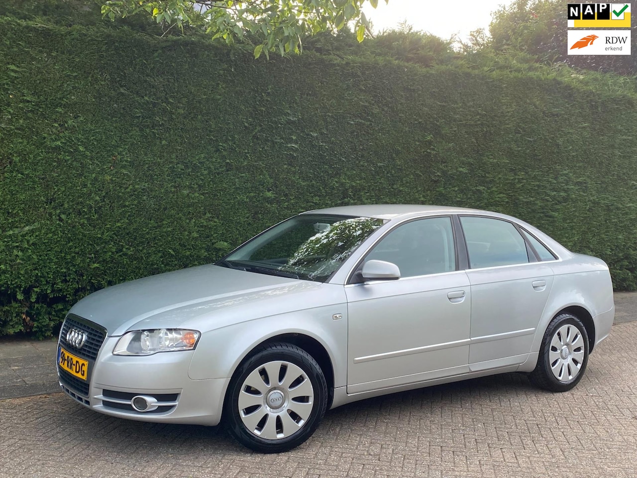 Audi A4 Limousine - 2.0 AIRCO IJSKOUD/RIJDT SUPER/APK 6-2026!! - AutoWereld.nl