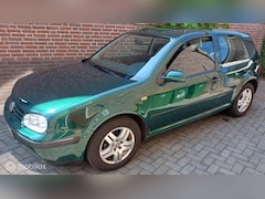 Volkswagen Golf - 1.4-16V Trendline (netjes en goed)
