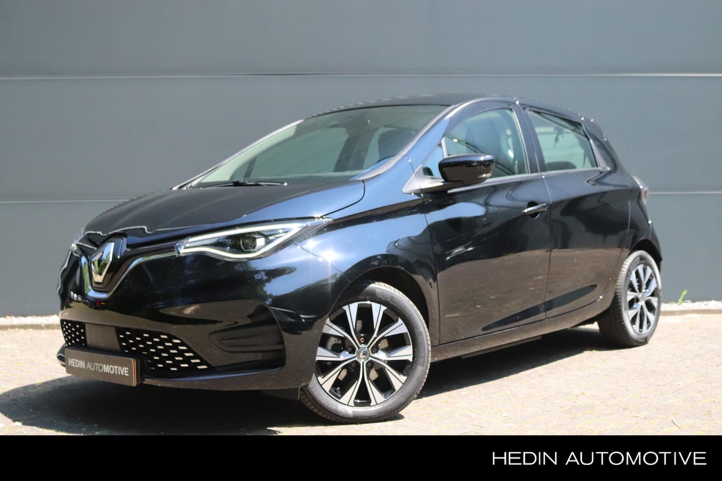 Renault Zoe - R135 Evolution | Stoelverwarming | Stuurwielverwarming | Parkeersensoren | - AutoWereld.nl