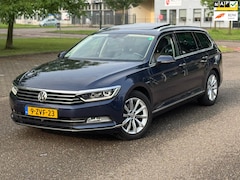 Volkswagen Passat Variant - 2.0 TDI Highline/360 Camera/Panorama/Leder-Suede/E.Trekhaak/Heated Seats/Navi/Clima