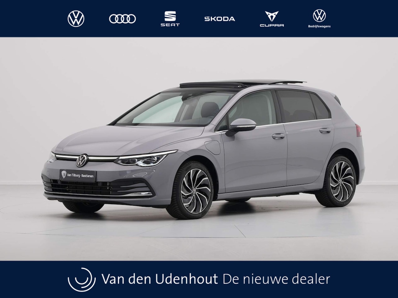 Volkswagen Golf - 1.4 eHybrid 204pk Style Panorama Navigatie Camera Massage 275 - AutoWereld.nl