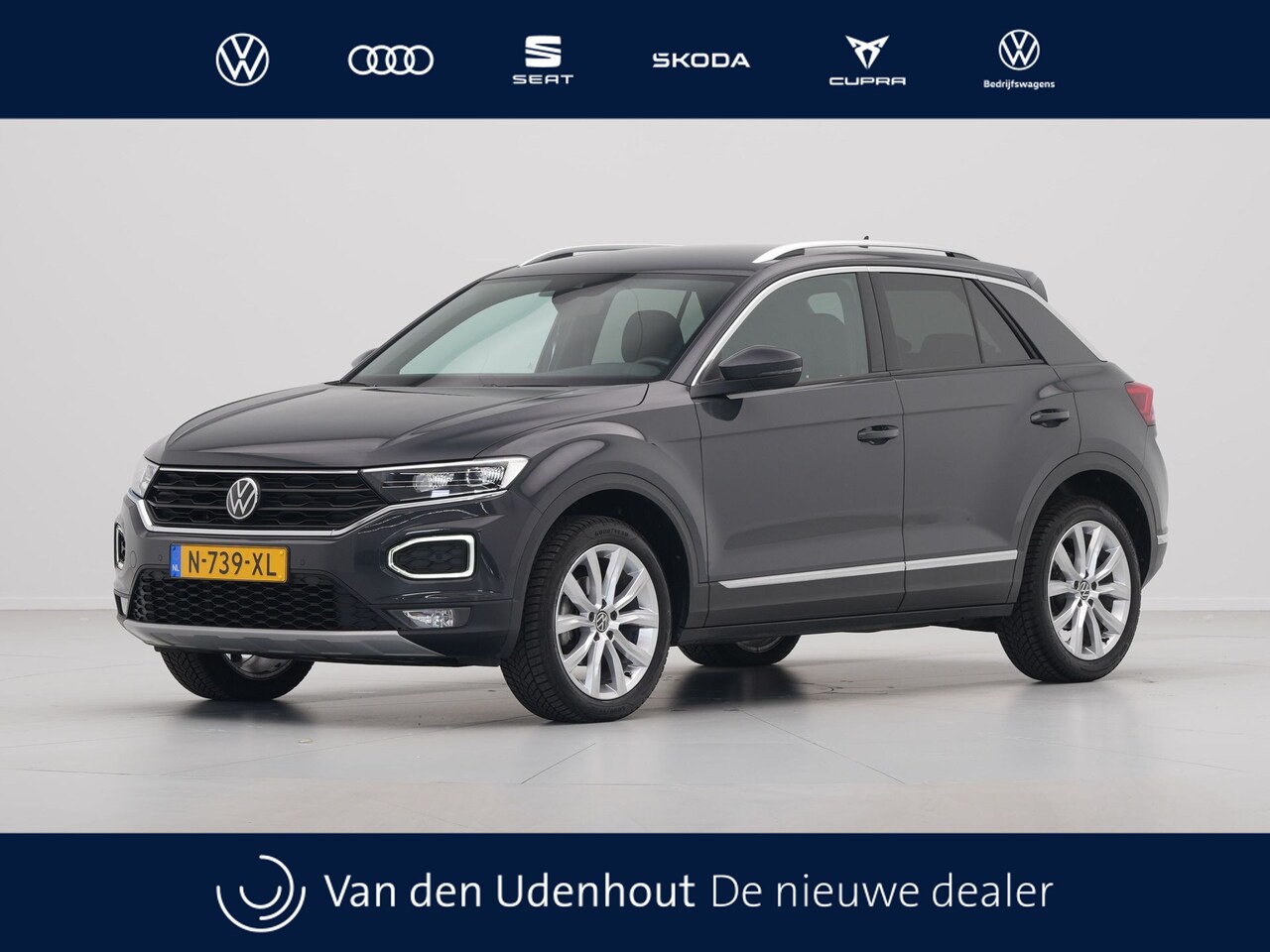 Volkswagen T-Roc - 1.5 TSI 150pk DSG Sport Camera Navigatie Acc Carplay - AutoWereld.nl