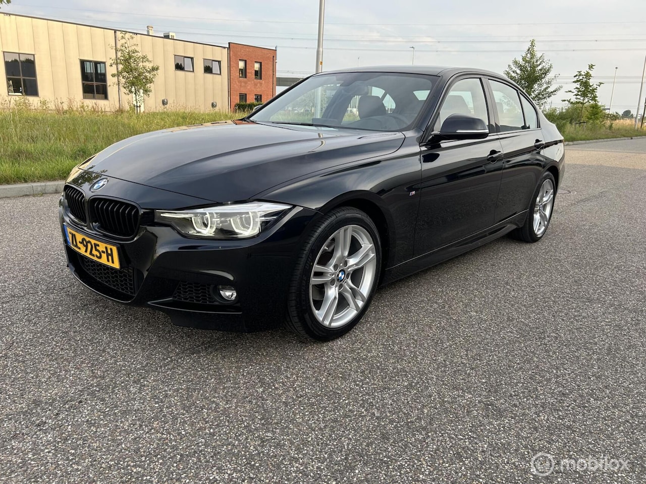 BMW 3-serie - 318i M High Executive - AutoWereld.nl